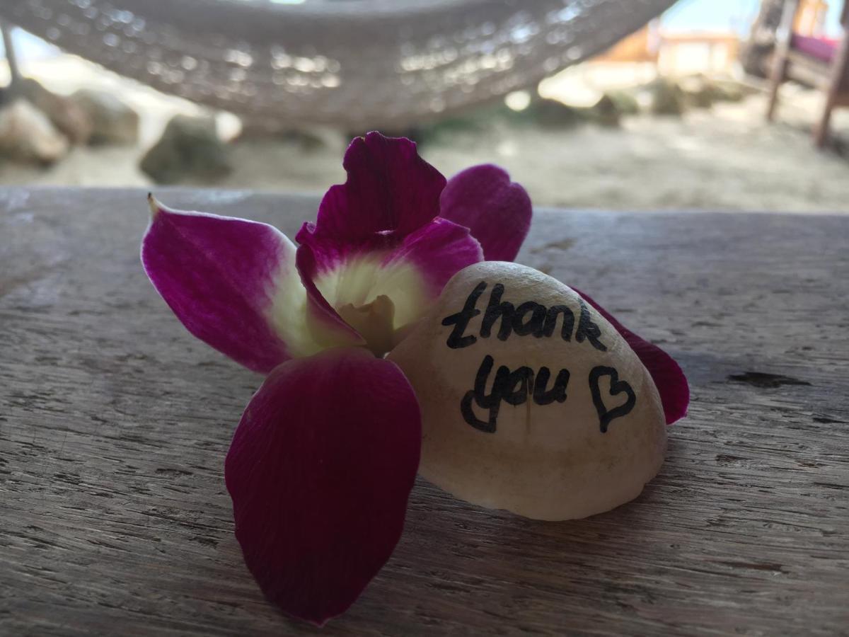 Castaway Beach Bungalows スリタヌ エクステリア 写真